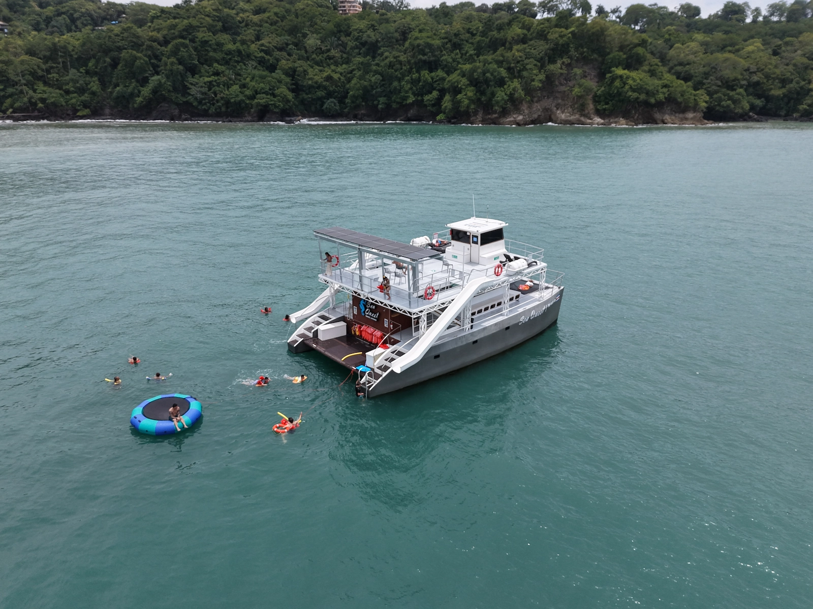 Catamaran cruise in Manuel Antonio, Costa Rica